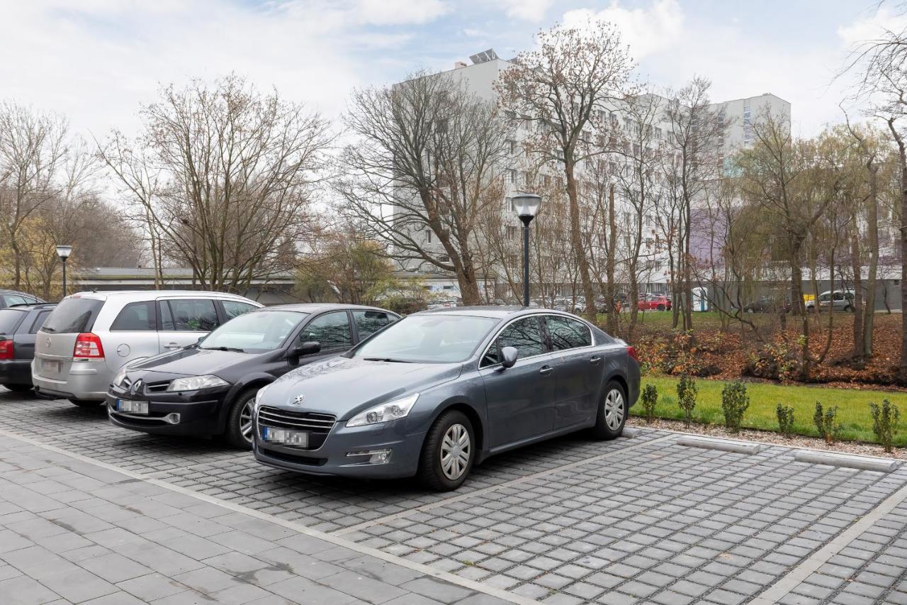 Apartamenty Platany Z Parkingiem By Noclegi Renters Kołobrzeg Eksteriør bilde